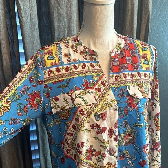 Calvin Klein button up blouse - Picture 3 of 11